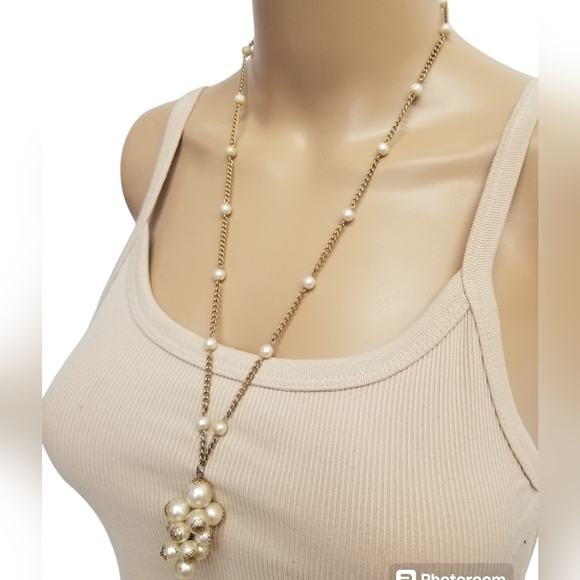 PARK LANE GOLDTONED & FAUX PEARL CHAIN NECKLACE WITH PEARL CLUSTER PENDANT - Picture 2 of 7